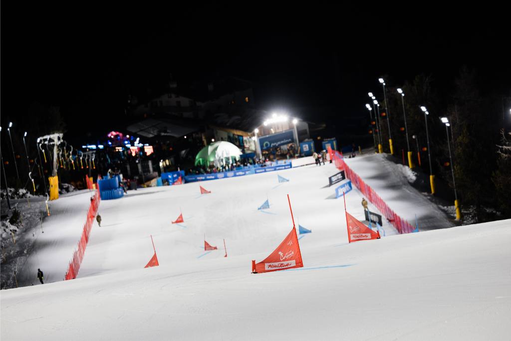 Finish area snowboard 2025